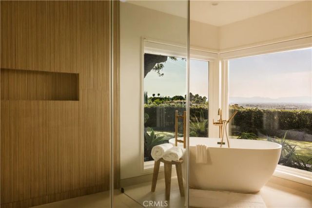 4173 Regal Oak, Encino, CA 91436