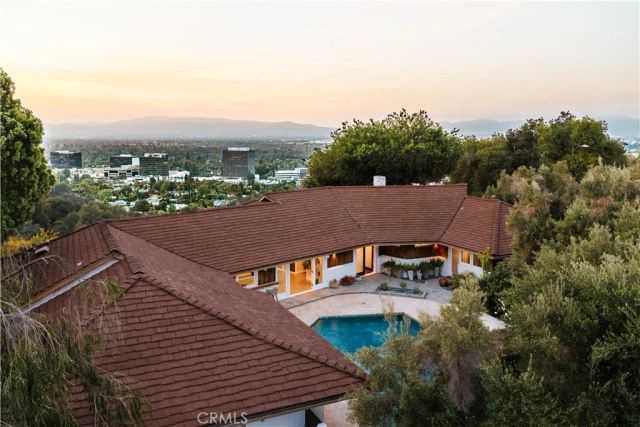 4173 Regal Oak, Encino, CA 91436