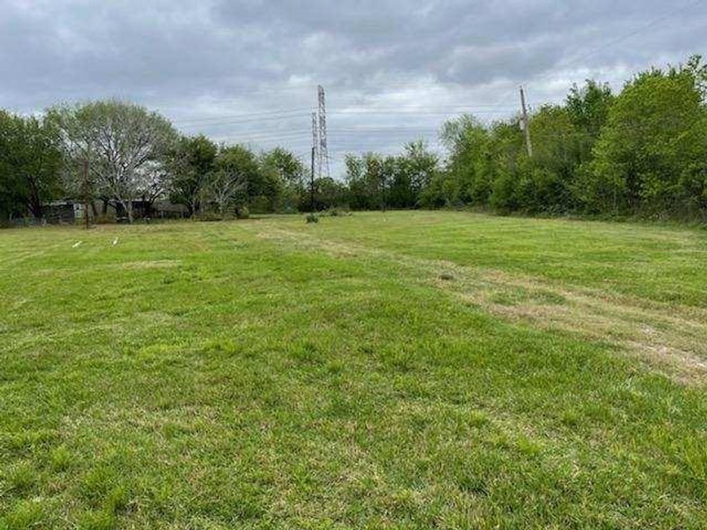 6602 Clara Lane, Rosharon, TX 77583
