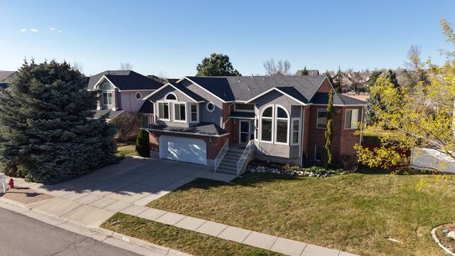 1447 E EDGECLIFF DR, Sandy, UT 84092