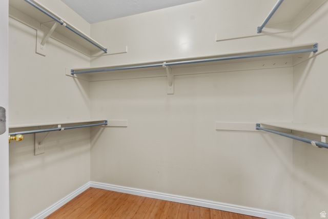 1447 E EDGECLIFF DR, Sandy, UT 84092