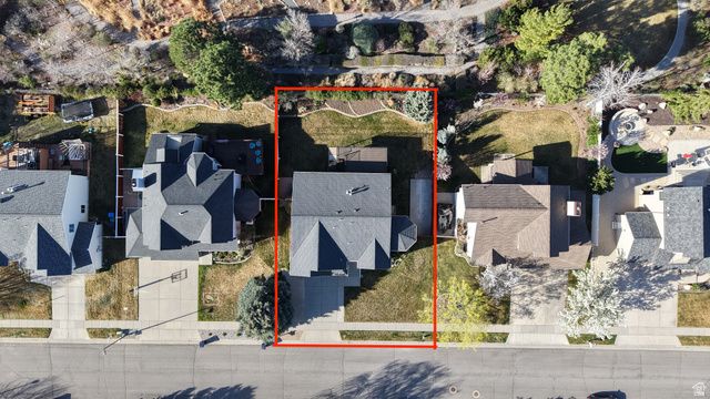 1447 E EDGECLIFF DR, Sandy, UT 84092