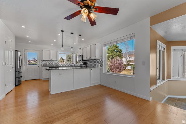 1447 E EDGECLIFF DR, Sandy, UT 84092