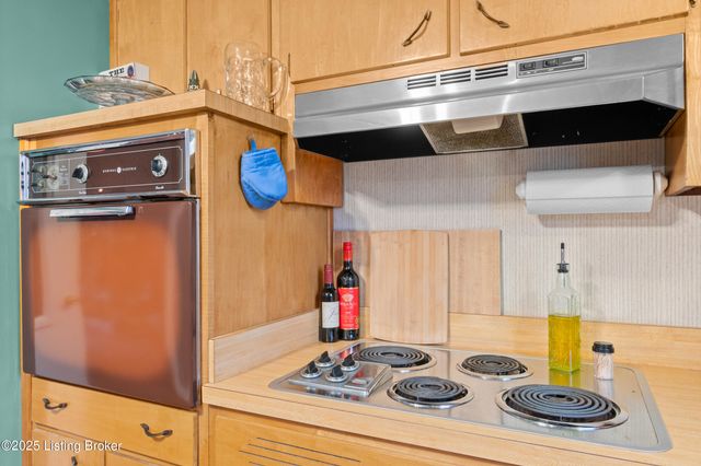 5307 Grant Line Rd, New Albany, IN 47150