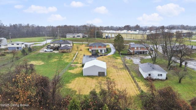 5307 Grant Line Rd, New Albany, IN 47150