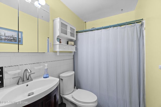 5307 Grant Line Rd, New Albany, IN 47150