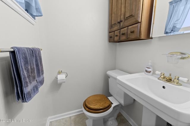 5307 Grant Line Rd, New Albany, IN 47150