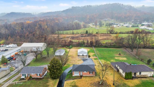 5307 Grant Line Rd, New Albany, IN 47150