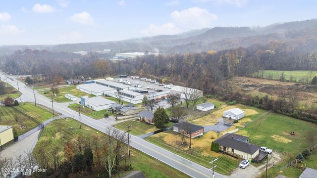 5307 Grant Line Rd, New Albany, IN 47150