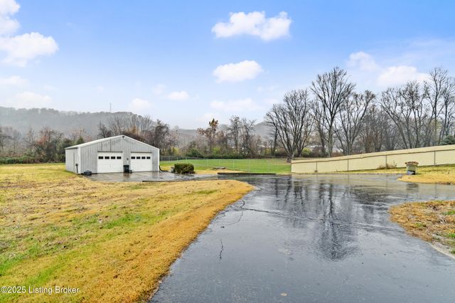 5307 Grant Line Rd, New Albany, IN 47150