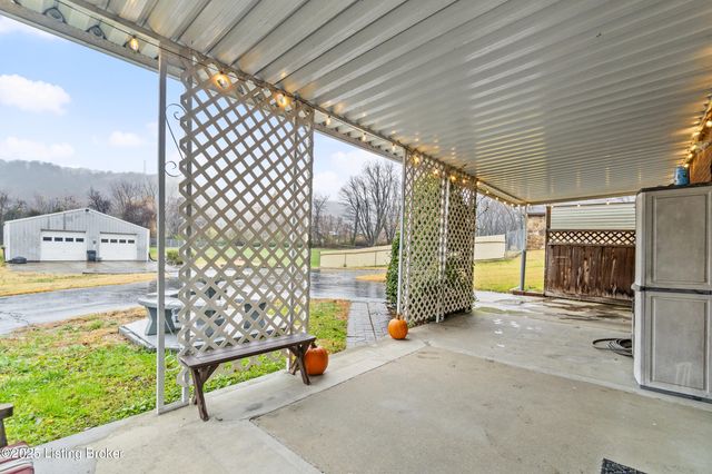 5307 Grant Line Rd, New Albany, IN 47150