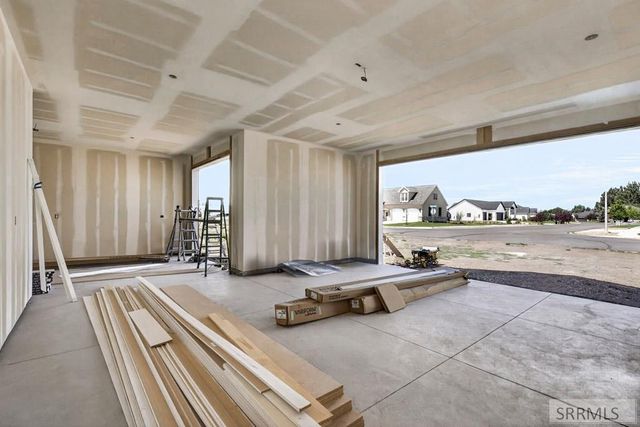 1166 Castle Pines Road, Rexburg, ID 83440