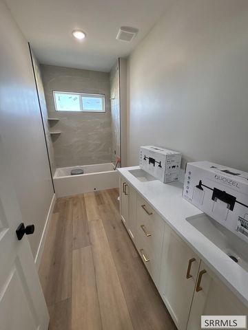 1166 Castle Pines Road, Rexburg, ID 83440