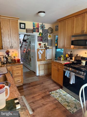 7910 OLD YORK RD, Elkins Park, PA 19027