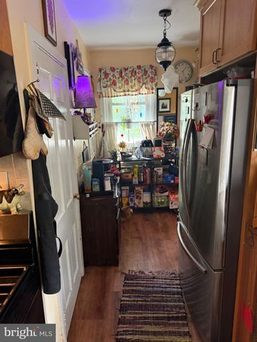 7910 OLD YORK RD, Elkins Park, PA 19027