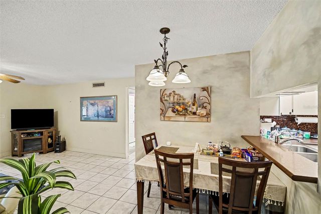 2700 NEBRASKA AVENUE 2-205, Palm Harbor, FL 34684