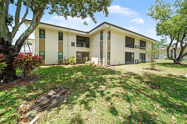 2700 NEBRASKA AVENUE 2-205, Palm Harbor, FL 34684
