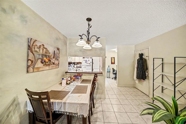 2700 NEBRASKA AVENUE 2-205, Palm Harbor, FL 34684