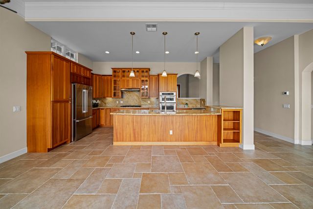 641 Hihimanu St, Kihei, HI 96753