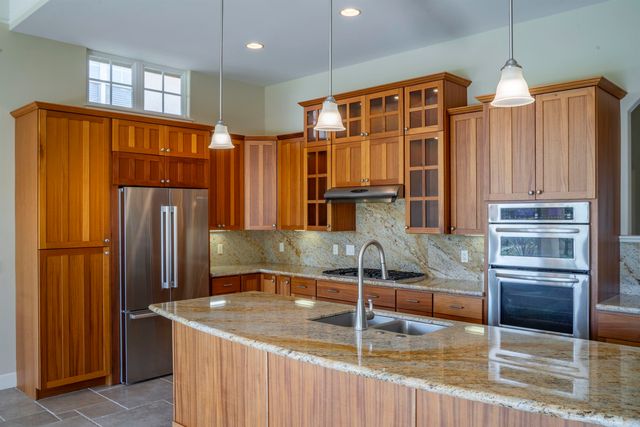 641 Hihimanu St, Kihei, HI 96753