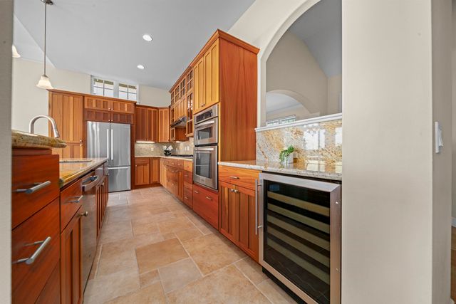 641 Hihimanu St, Kihei, HI 96753