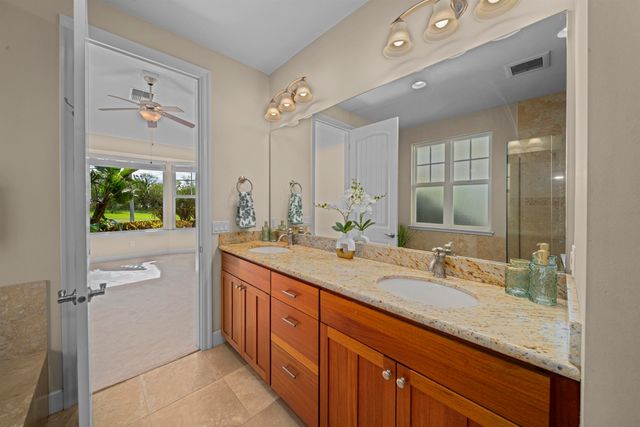 641 Hihimanu St, Kihei, HI 96753