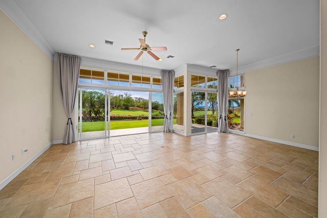 641 Hihimanu St, Kihei, HI 96753