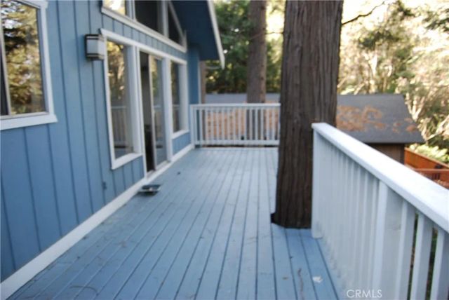 807 Sierra Vista, Twin Peaks, CA 92391