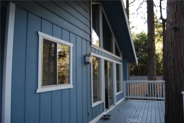 807 Sierra Vista, Twin Peaks, CA 92391