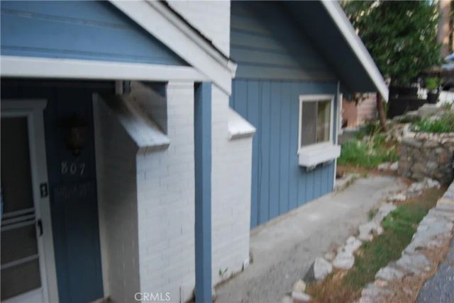 807 Sierra Vista, Twin Peaks, CA 92391