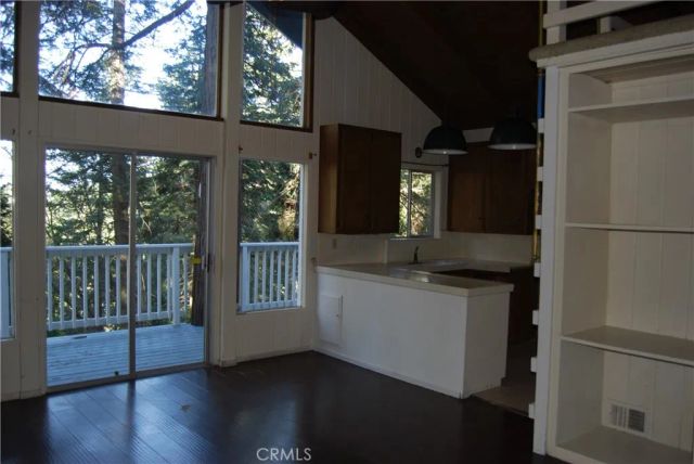 807 Sierra Vista, Twin Peaks, CA 92391