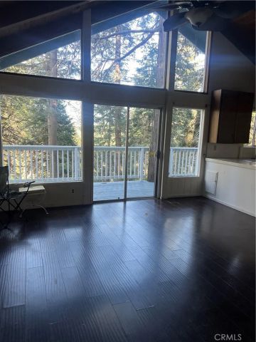 807 Sierra Vista, Twin Peaks, CA 92391