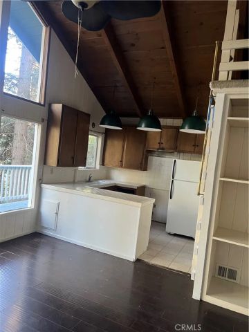 807 Sierra Vista, Twin Peaks, CA 92391