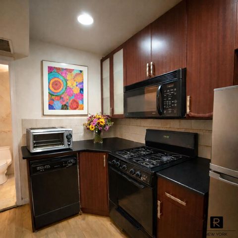 2082 Frederick Douglass Blvd Apt 4B, New York City, NY 10026