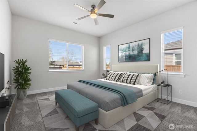 655 S Knowles Street, Buckley, WA 98321