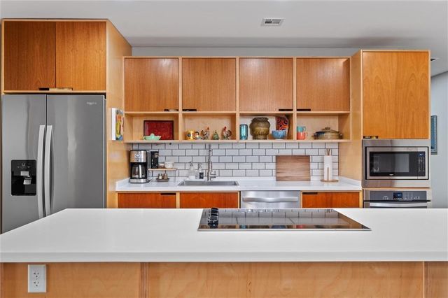 21 W 10th Street 7D, Kansas City, MO 64105