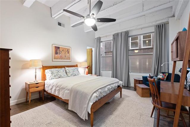 21 W 10th Street 7D, Kansas City, MO 64105