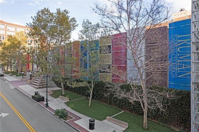 21 W 10th Street 7D, Kansas City, MO 64105