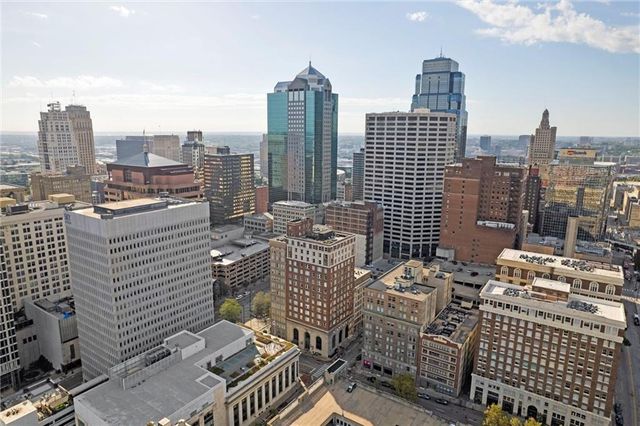 21 W 10th Street 7D, Kansas City, MO 64105