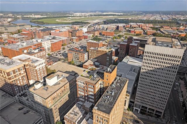 21 W 10th Street 7D, Kansas City, MO 64105