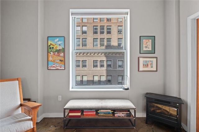 21 W 10th Street 7D, Kansas City, MO 64105