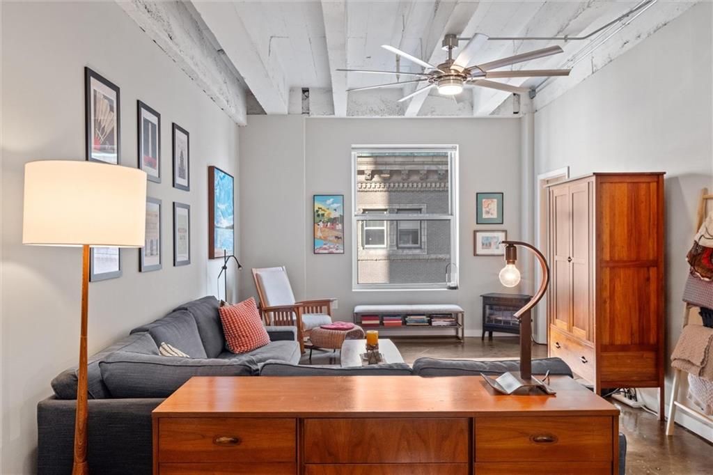 21 W 10th Street 7D, Kansas City, MO 64105