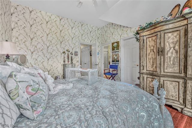 19322 Araglin Court, Strongsville, OH 44149