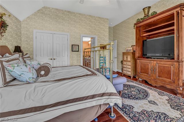 19322 Araglin Court, Strongsville, OH 44149