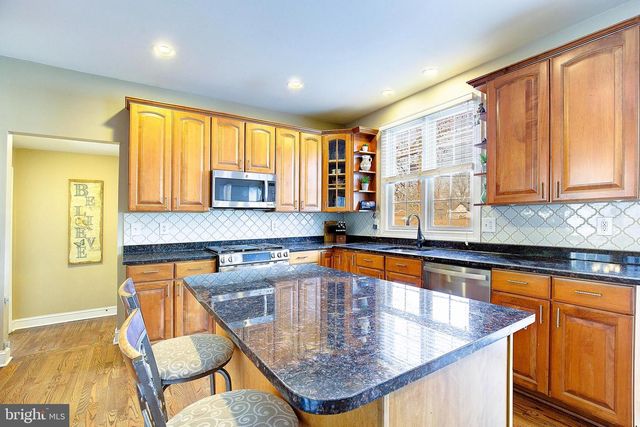 3325 CEDAR DR, Edgewater, MD 21037