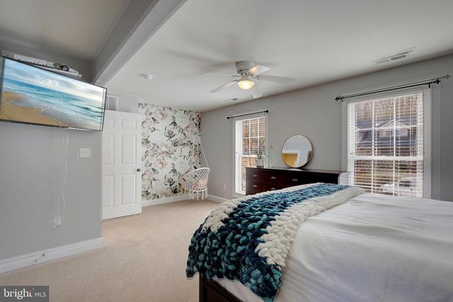 3325 CEDAR DR, Edgewater, MD 21037