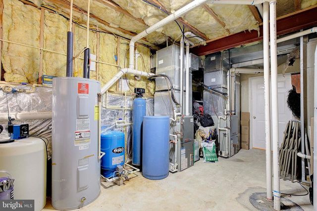 3325 CEDAR DR, Edgewater, MD 21037