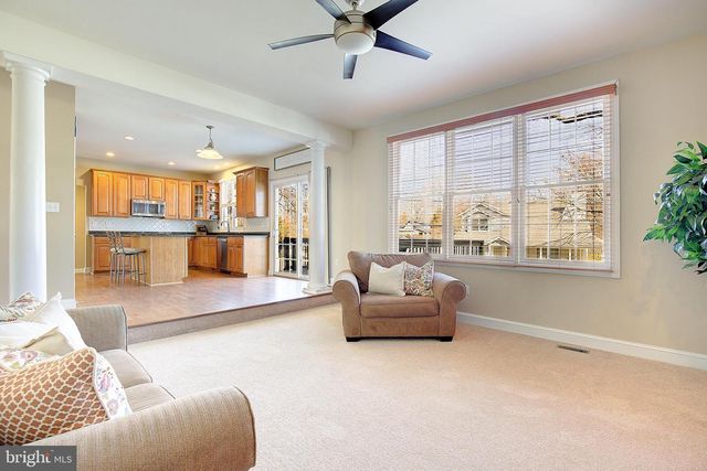 3325 CEDAR DR, Edgewater, MD 21037