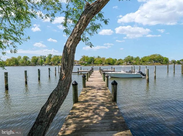 3325 CEDAR DR, Edgewater, MD 21037