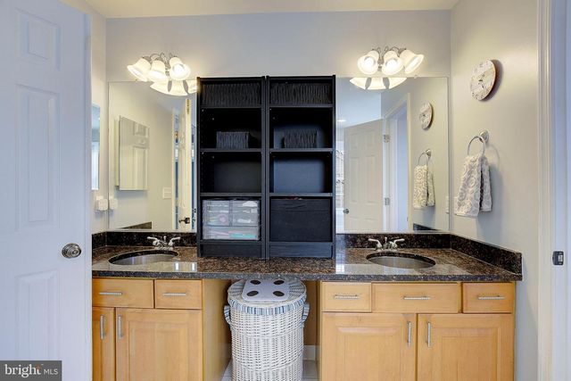 3325 CEDAR DR, Edgewater, MD 21037